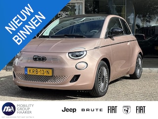 Fiat 500 La Prima 42 kWh | Panoramadak | Apple-Android | Parkeercamera
