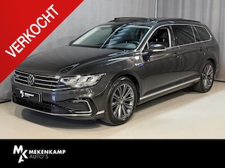Volkswagen Passat Variant 1.4 TSI PHEV GTE Business 18"/Panoramadak/Trekhaak/Camera/PDC v+a/Elektrische klep/Apple Carplay & Android Auto