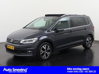 Volkswagen Touran 1.5 TSI Highline DSG | 7 Persoons | Panoramadak | Digital Cockpit | Zondag Open!