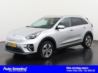 Kia Niro e-Niro DynamicLine 64 kWh | SOH 100% | Trekhaak | Zondag Open!