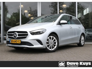 Mercedes-Benz B-klasse 180 | Panoramadak | Trekhaak | Sfeerverlichting | Apple Carplay