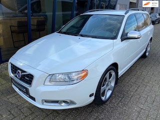 Volvo V70 2.5FT R-Design 230PK LEER / XENON / PDC / ECC