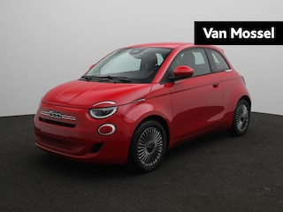 Fiat 500 1.0 Hybrid Torino Launch Edition | DEMO |  Carplay | Climate Control |  Parkeersensoren | 16" Velgen | Direct leverbaar!!