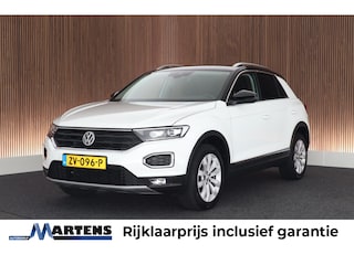 Volkswagen T-Roc 1.5 TSI 150pk DSG Style Trekhaak Camera Virtual Cockpit LED Carplay Stoelverwarming