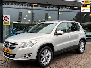 Volkswagen Tiguan 1.4 TSI Comfort&Design Navi Cruise Trekhaak NL-Auto NAP Dealeronderonderhouden!