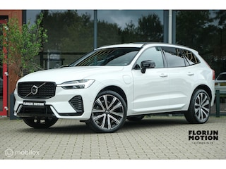 Volvo XC60 2.0 T6 Plug-in hybrid AWD Plus Dark Longe Range | Pano | Harman Kardon | 360 camera | Trekhaak | ACC | HUD | 21" wielen | Stoel en stuurwielverwarming