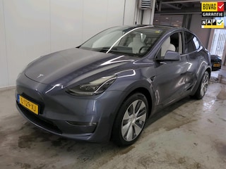 Tesla Model Y Long Range AWD 75 kWh TREKHAAK WIT LEER