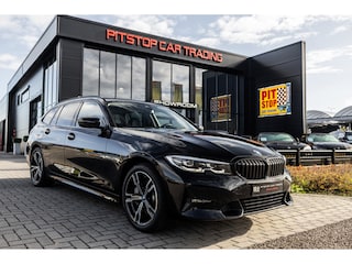 BMW 3-serie Touring M 330e xDrive, 292 PK, Sportstoelen, Memory, LED, Elek. Achterklep!