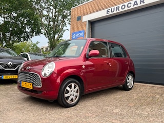 Daihatsu Trevis 1.0