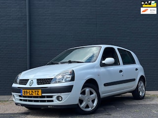Renault Clio 1.2-16V Dynamique | 5-Deurs