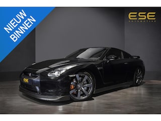 Nissan GT-R 3.8 V6 Black