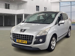 Peugeot 3008 1.6 VTi Première/ NAVIGATIE/ PANO
