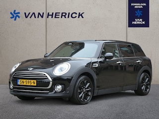 Mini Clubman 1.5 Cooper 136PK Chili Serious Business | Panoramadak | Achteruitrijcamera | LED