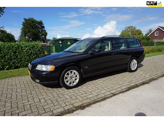 Volvo V70 2.4 Edition II 170pk automaat trekhaak