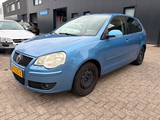 Volkswagen Polo 1.6-16V Cross, Clima, Cruise, Camera