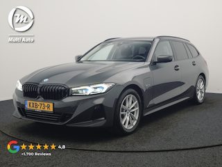 BMW 3-serie Touring 320e Facelift 204pk PHEV Dealer O.H. | Dravitgrau metallic | Head Up | Camera | Widescreen Navi | Stoelverwarming | Apple Carplay | Blis | Adaptive LED | Park Assist | DAB | Plug In Hybrid |