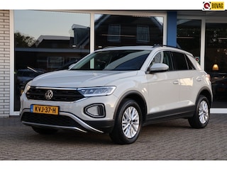 Volkswagen T-Roc 1.0 TSI Life Business Carplay Stoel/stuurverwarming Lane-assist