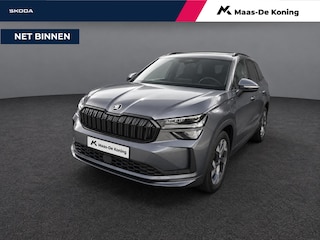 Skoda Kodiaq 1.5 TSI 204pk DSG PHEV Sportline Business · Panoramadak · Wegklapbare Trekhaak · Camera · Elek. Trekhaak · Elek. Voorstoel · 19'' Inch · Garantie t/m 01-07-2030 of 100.000km