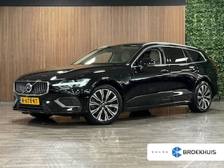 Volvo V60 T6 AWD Recharge Ultimate Bright Long Range | Schuifdak | Stoelventilatie | Head-Up Display | Harman Kardon | Stoelmassage | Adaptieve Cruise Control | Stoelverwarming voor+achter | Stuurwielverwarming | Full LED Meesturende koplampen | Pilot Assist | BLIS Dode Hoek Detectie | Elektrische voorstoelen geheugen | Nappa Lederen bekleding | Zitting verlenging voorstoelen | Lederen Dashboard | 18 Inch | Google Infotainment | Keyless Drive | Parkeersensoren voor+achter | Privacy Glass | Elektrisch bedienbare achterklep | DAB Radio | Apple Carplay/Android Auto | Volvo On Call met mobiele App functie | Onyx Black Metallic |
