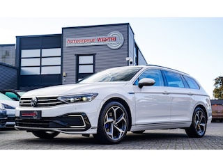 Volkswagen Passat Variant 1.4 TSI PHEV GTE Business | Panorama | Plugin Hybride | Xenon/LED | Verwarmde voorstoelen | Comfortstoel
