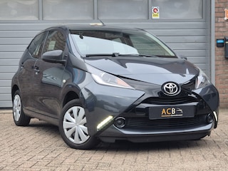 Toyota Aygo 1.0 VVT-i x-fun