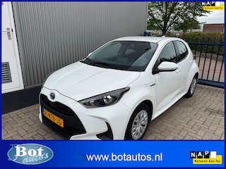 Toyota Yaris 1.5 Hybrid Active AIRCO / CRUISE / ACHTERUITRIJCAMERA / 1e EIGENAAR / TOPSTAAT