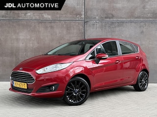 Ford Fiesta 1.0 EcoBoost Titanium | Navigatie | APK 09-2027 | Cruise control | Climate control | Parkeersensoren voor + achter |