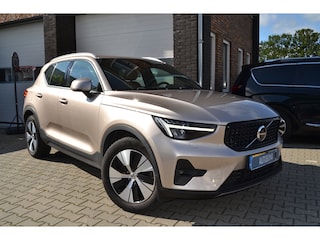 Volvo XC40 1.5 T4 Plug-in hybrid Plus Bright Lederen bekleding