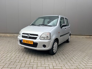 Opel Agila 1.0-12V Essentia