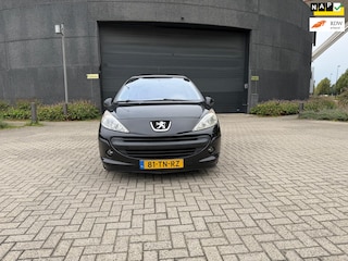 Peugeot 207 1.6-16V XT