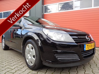 Opel Astra 1.6 Enjoy 105PK Airco Cruise Trekhaak NL-Auto 162DKm NAP