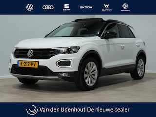 Volkswagen T-Roc 1.5 150pk TSI Sport Panoramadak Navigatie 30