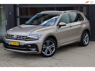 Volkswagen Tiguan 1.4 TSI ACT Highline Business R | Dealer Onderhouden | Led | Virtual | Stoelverwarming | Trekhaak | Carplay