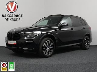 BMW X5 xDrive45e Executive M-Pakket | Panoramadak | Trekhaak | Luchtvering!