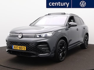 Volkswagen Tiguan 1.5 eHybrid R-Line Edition | Panodak | 360 Camera | Zwenkbare Trekhaak | Harman Kardon | Massage Stoelen |