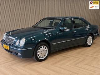 Mercedes-Benz E-klasse 240 Classic AUT. TREKHAAK CRUISECONTROL *NAP*