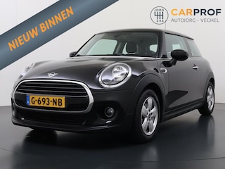 Mini Cooper 3-Deurs 1.5 Navigatie NL Auto NAP