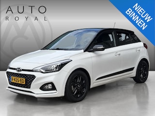 Hyundai i20 1.2 HP i-Motion Premium APPLE CARPL./ANDROID AUTO | CAMERA | LED KOPLAMPEN | NAVIGATIE | KEYLESS ENTRY/GO | PARKEREN SENSOREN |  STOELVERWARMING |