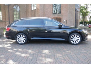 Skoda Superb Combi 1.4 Plug-in -( SOH 93.4 % )-TREKHAAK-BOVAG