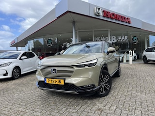 Honda HR-V 1.5 Full Hybrid Advance | NL auto | Volledig Dealeronderhouden | Afneembare Trekhaak | All Season banden | Navi | DAB | PDC v/a | Camera
