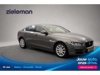 Jaguar XE Sedan 2.0t Pure Automaat - Navi, Camera, Leer, Stoelverw.