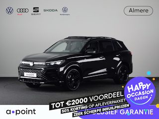 Volkswagen Tiguan 1.5 eHybrid R-Line Edition 204 pk Automaat (DSG) | Verlengde garantie | Navigatie | Panorama dak | Trekhaak (wegklapbaar) | Parkeersensoren (Park assist) | Rondomzicht camera| | Stoelverwarming | R-Line |