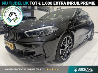 BMW 118i Introduction Edition | M-Sport | Panoramadak | Camera | Stoelverwarming |