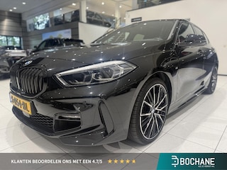 BMW 118i Introduction Edition | M-Sport | Panoramadak | Camera | Stoelverwarming |