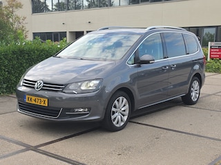 Volkswagen Sharan 2.0 TSI Highline |ELEKTR. STOEL|PANO|CAMERA|VOLL. ONDERH|5P.| 5698