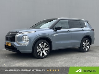 Mitsubishi Outlander 2.4 PHEV Instyle+ / 1600KG Trekgewicht / Glazen schuif-kanteldak / Style Pack Black / Lederen bekleding / Adaptieve Cruise Control / Massage voorstoelen / HUD Display / Full Option /