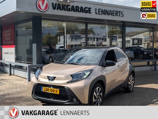 Toyota Aygo 1.0 VVT-i S-CVT first