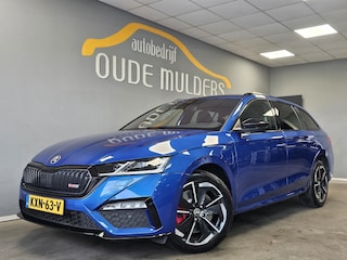 Skoda Octavia Combi RS iV 1.4 electric 245PK | Memoryseats | Head-up | Stoelverwarming v+a | Camera | Keyless | Led |