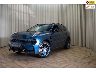 Lynk & Co 01 1.5 Hybride | Blauw | Zwarte Hemel | Infinity Sound | Panoramadak | Adaptive Cruise | Memory Seat | Apple Carplay