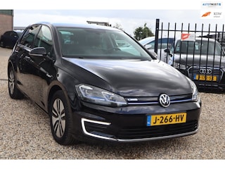 Volkswagen Golf LEDER PARK PILOT E-DITION